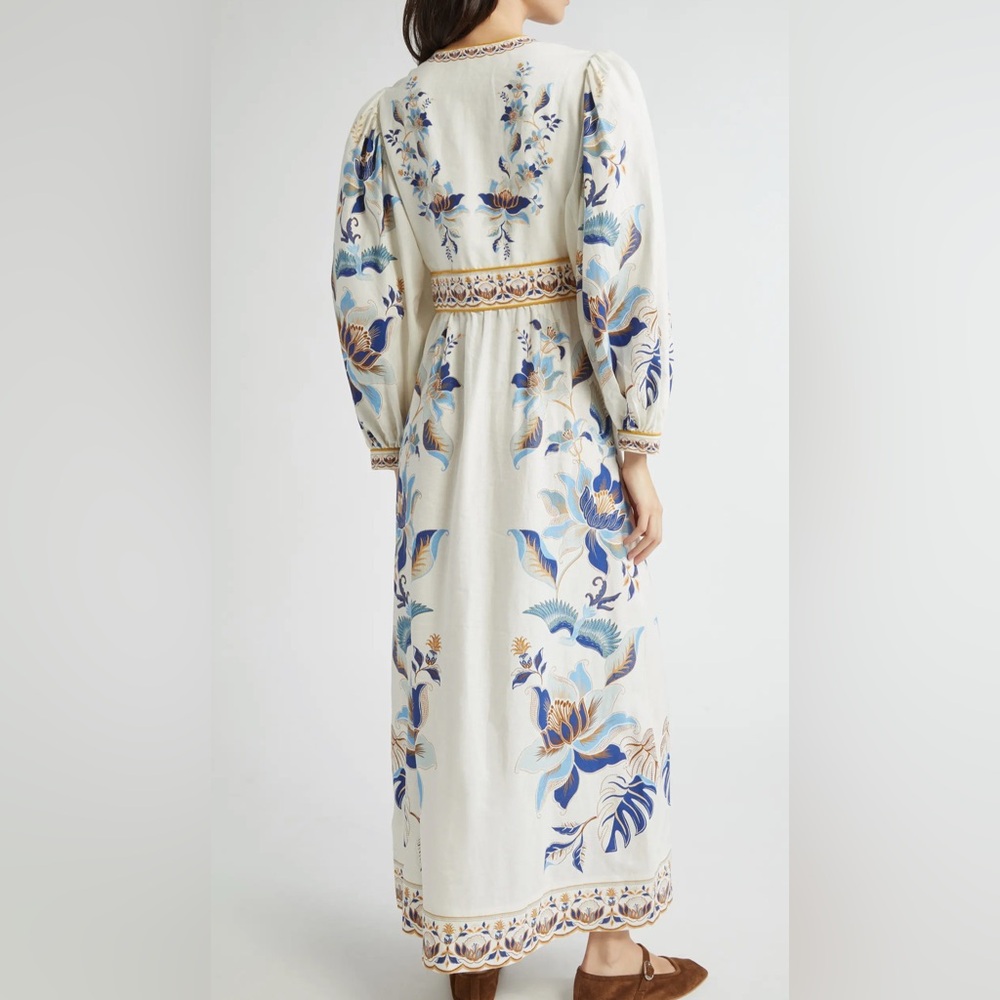 NWOT Sold Out FARM Rio Mystic Blue Lotus Maxi Dress Blue White Beige - Picture 2 of 13